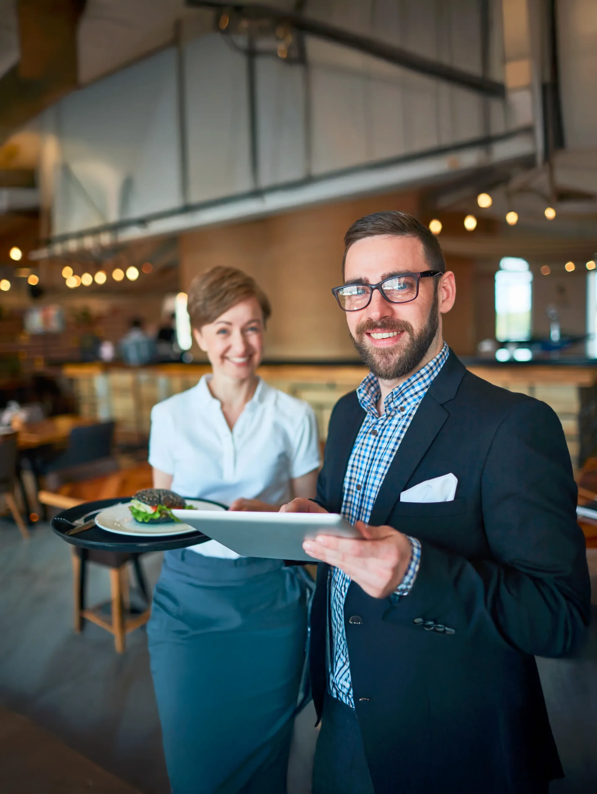 OMNICARE bookings AI asistant solution